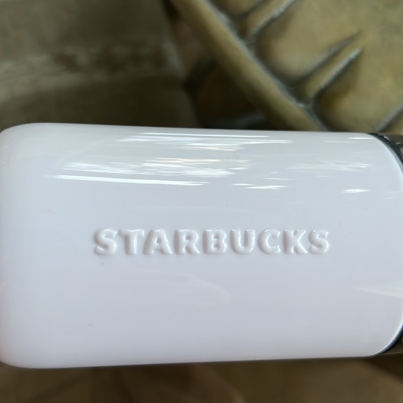 Starbucks screw top tumbler - Picture 5 of 7